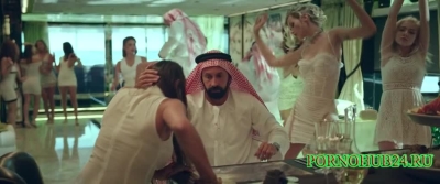 Sex party of sheikhs on a yacht