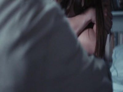 Девочка лишается девственности со старым писателем